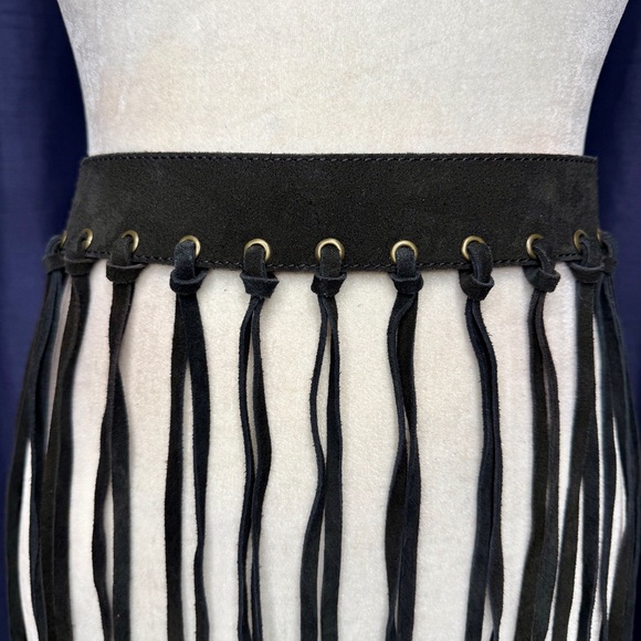 Berge Black Suede Long Fringe Waist Belt - Picture 3 of 8